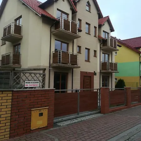 Byc Morze 民宿 Mrzeżyno