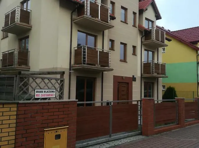 Byc Morze ホームステイ ムジェジノ